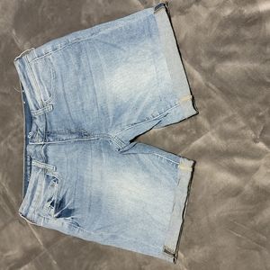 Bermuda Jean Shorts sz 15
